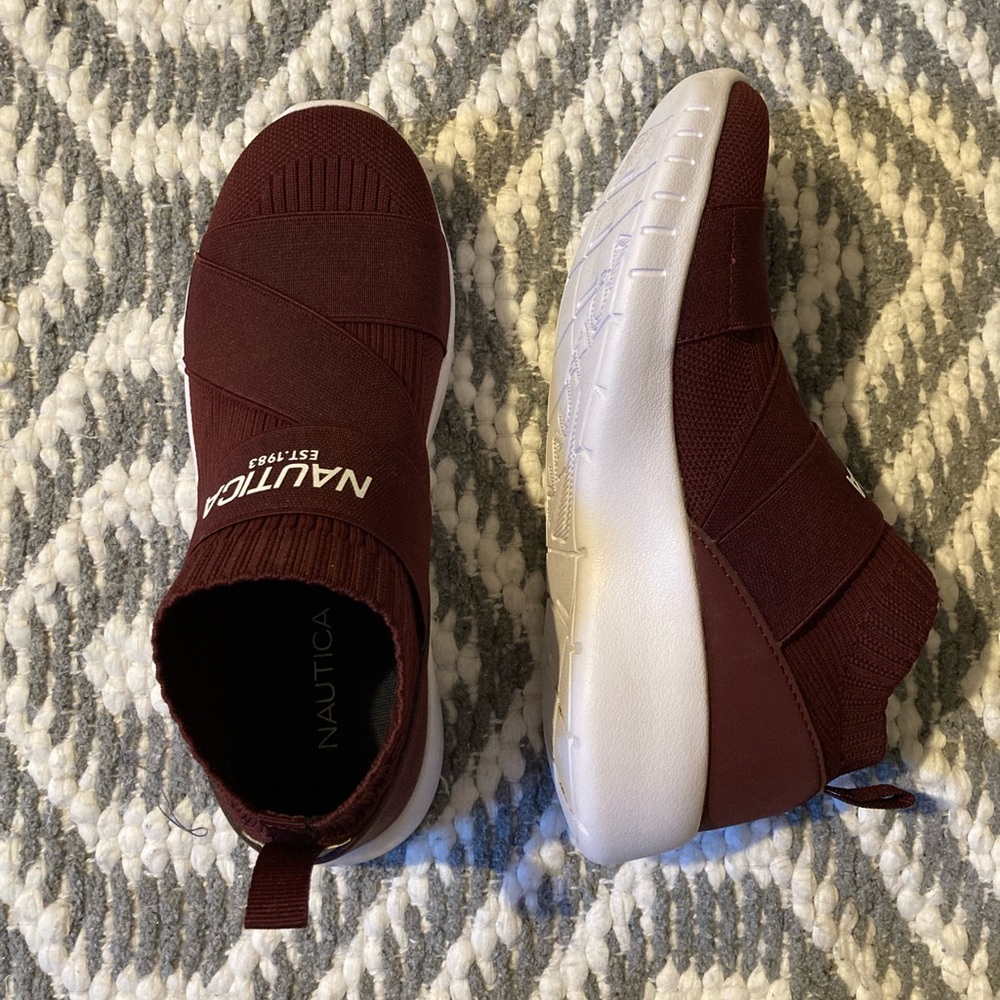 NAUTICA slip-on running shoes